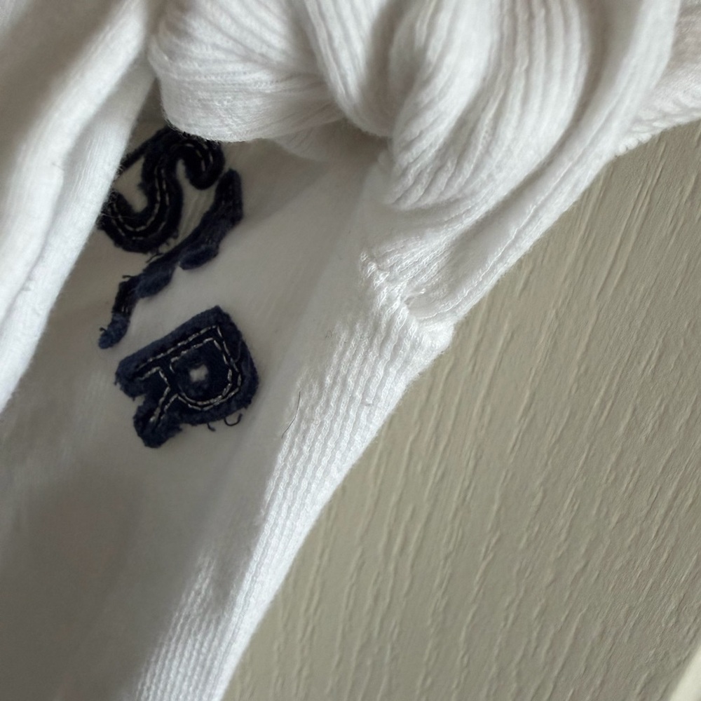 Hollister White Ribbed Henley Top with Navy Lettering - Picture 7 of 7